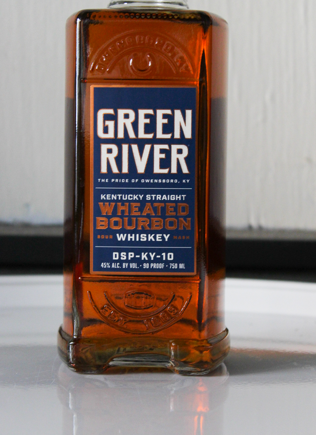 Green River Distilling Wheated Bourbon Whiskey