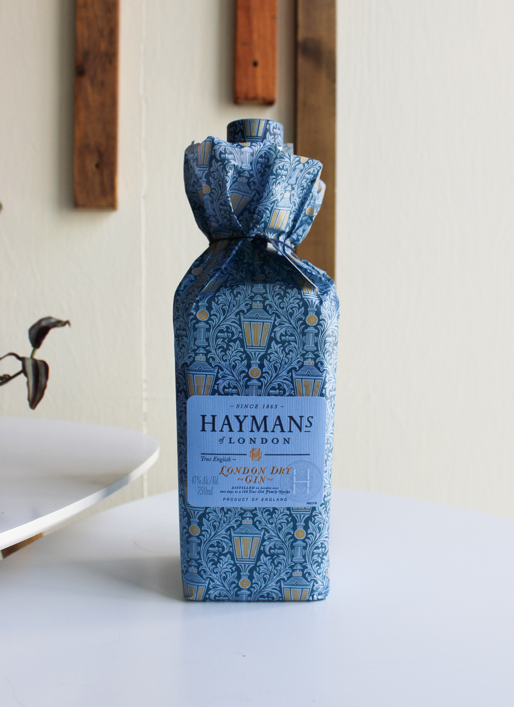 Hayman\'s London Dry Gin - Wine & Spirits Root Noble